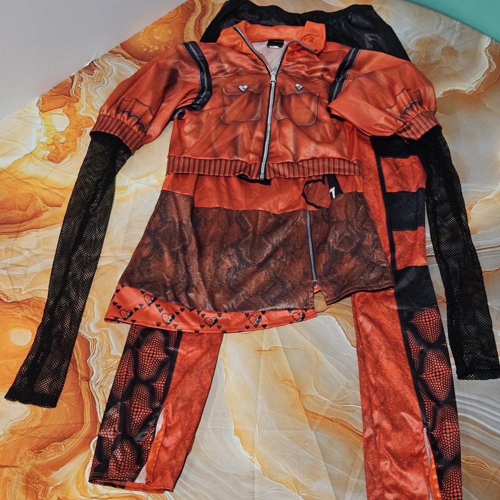 Disney Descendants Rise of Red Girls Costume XL 14-16 Red See Measurements